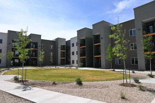 Peachtree Canyon Apartments Courtyard
